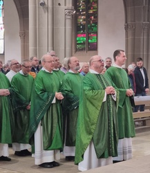 Gottesdienst mit Neu-Diakon Benedict Dürrlauf (0300)