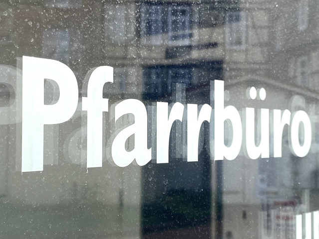 Symbolbild: Pfarrbüro